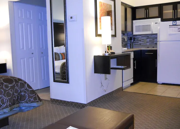 Staybridge Columbus-airport By Ihg Hotel