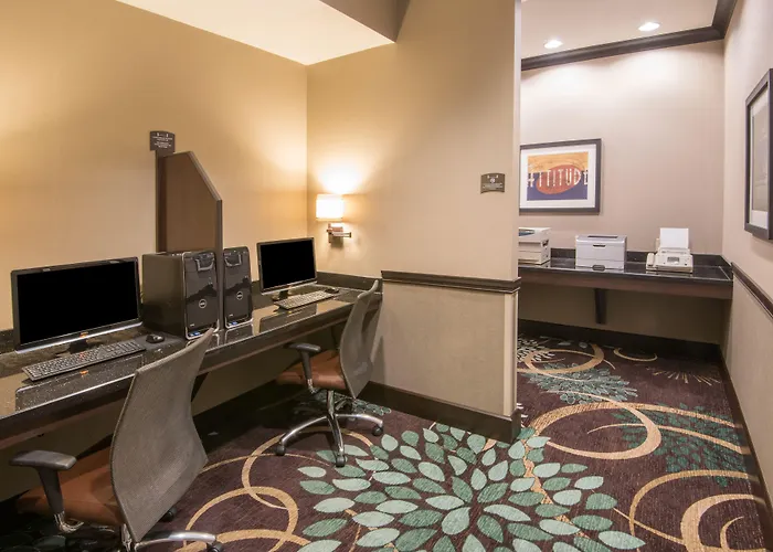 Staybridge Columbus-airport By Ihg Hotel Columbus